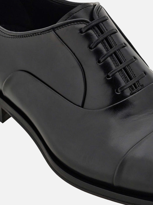 Ferragamo Oxford shoe with toe cap